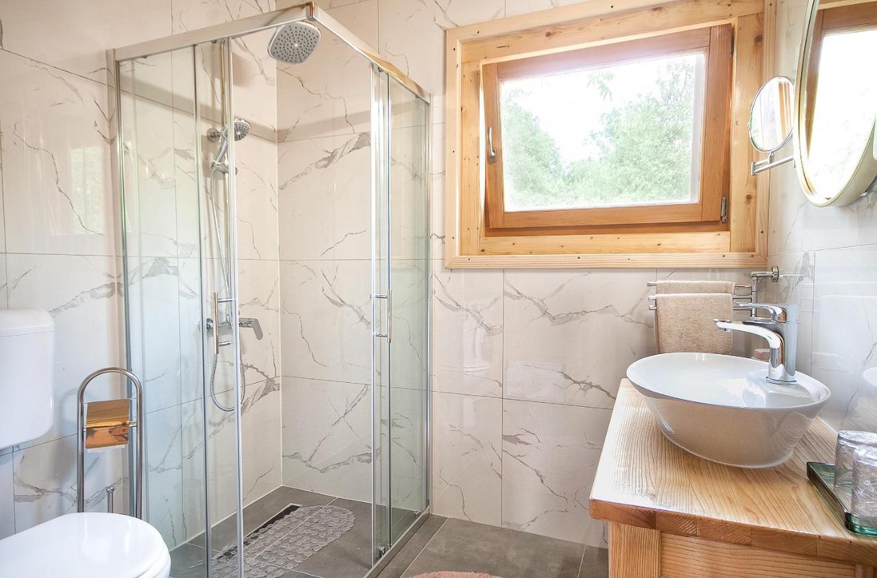 Country Lodge Vukovic Раковица Экстерьер фото